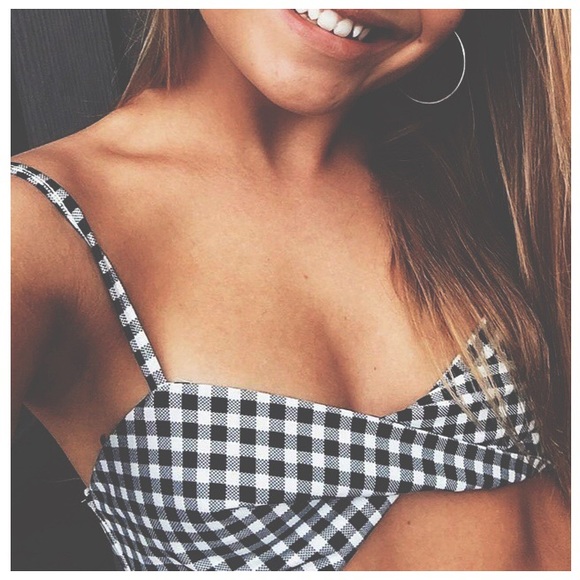 new⋆♡  front twist gingham plaid crop top - Picture 4 of 7